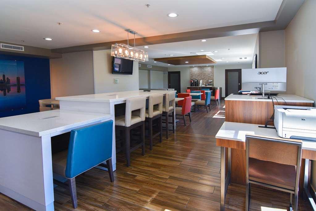 Best Western Plus Lafayette Hotel University Area Interior foto