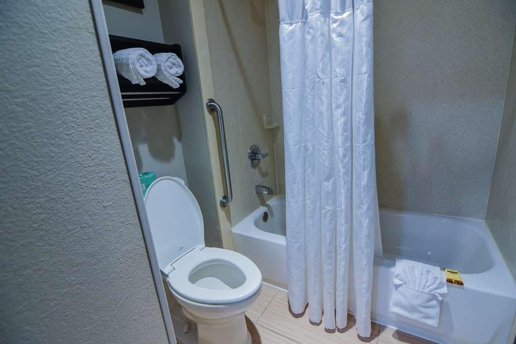 Best Western Plus Lafayette Hotel University Area Bagian luar foto