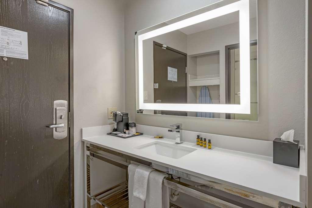 Best Western Plus Lafayette Hotel University Area Ruang foto